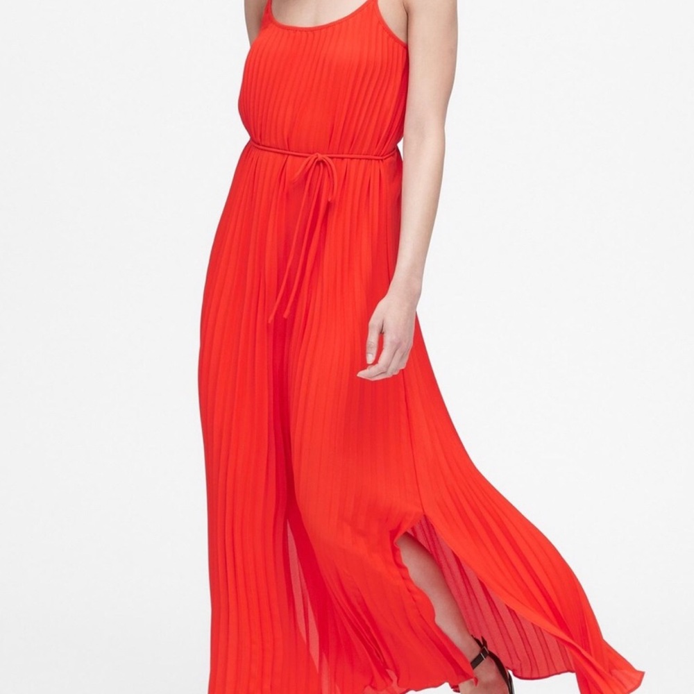 Banana Republic Orange-Red Pleated MIDI Dress